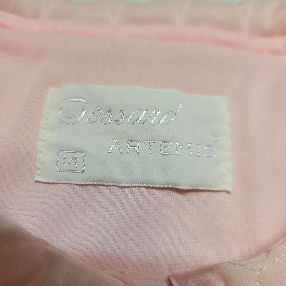 Gossard Artemis Vintage Pink Quilted Robe with Peter Pan Collar Belted